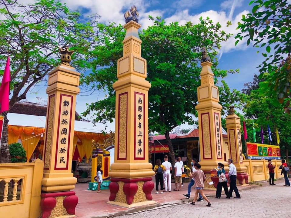 Đền Thờ Ông Hoàng Mười Nghệ An